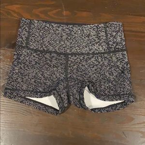 Lulu lemon booty shorts